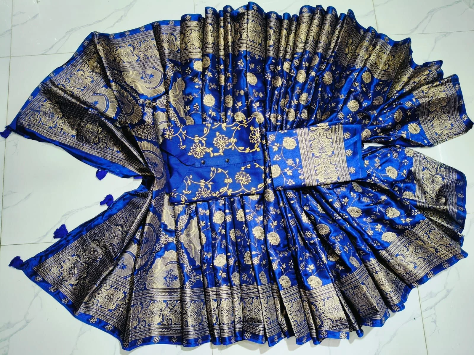 Sharee Panjabi Couple with Blouse Piece-23035