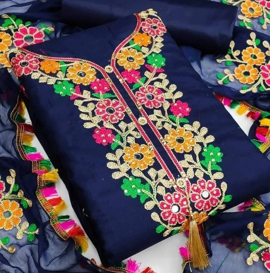 কাশ্মীরী আড়ি এম্ব্রডারী থ্রি-পিচ।--11530