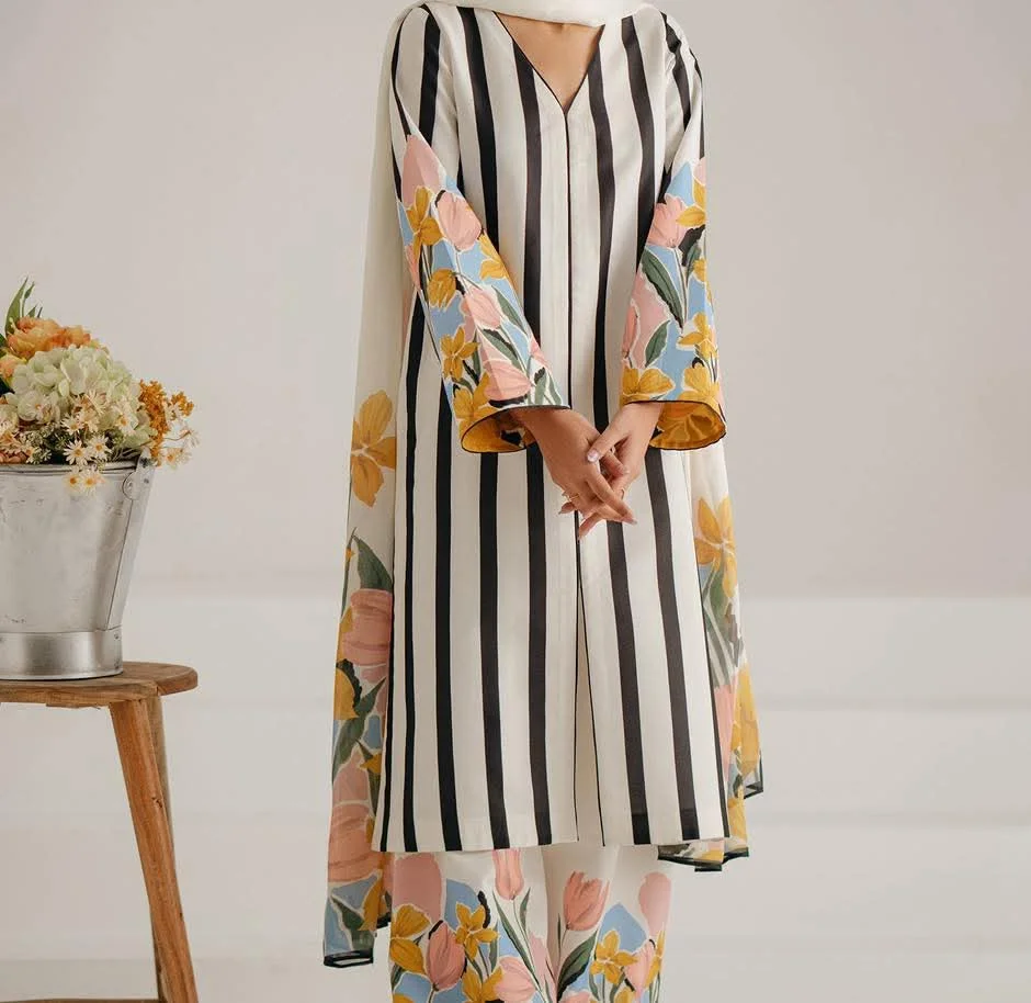 Digital Print Three Piece-17140