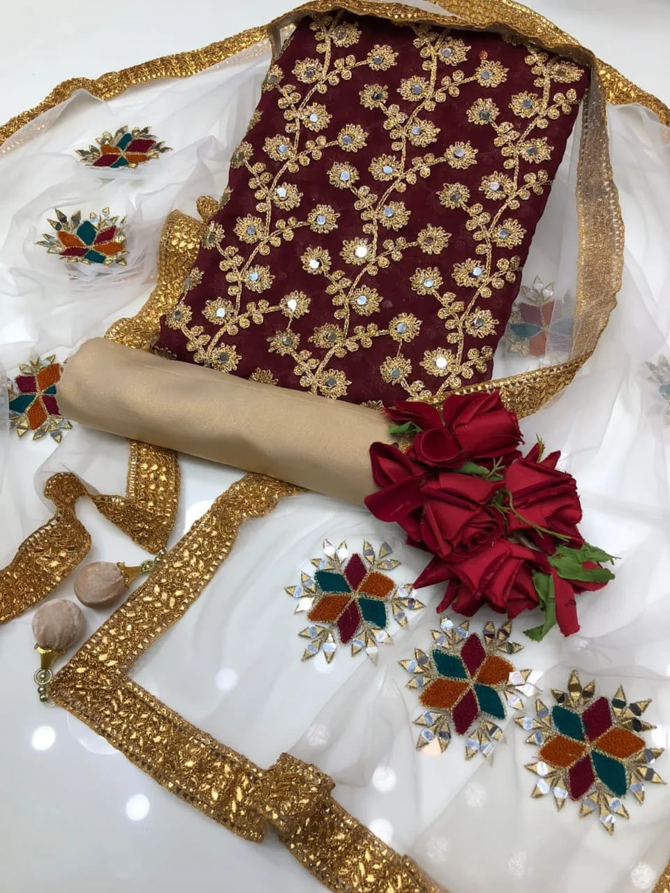 সেমী স্টিচড জর্জেট এমব্রয়ডারি থ্রী পিস-11199