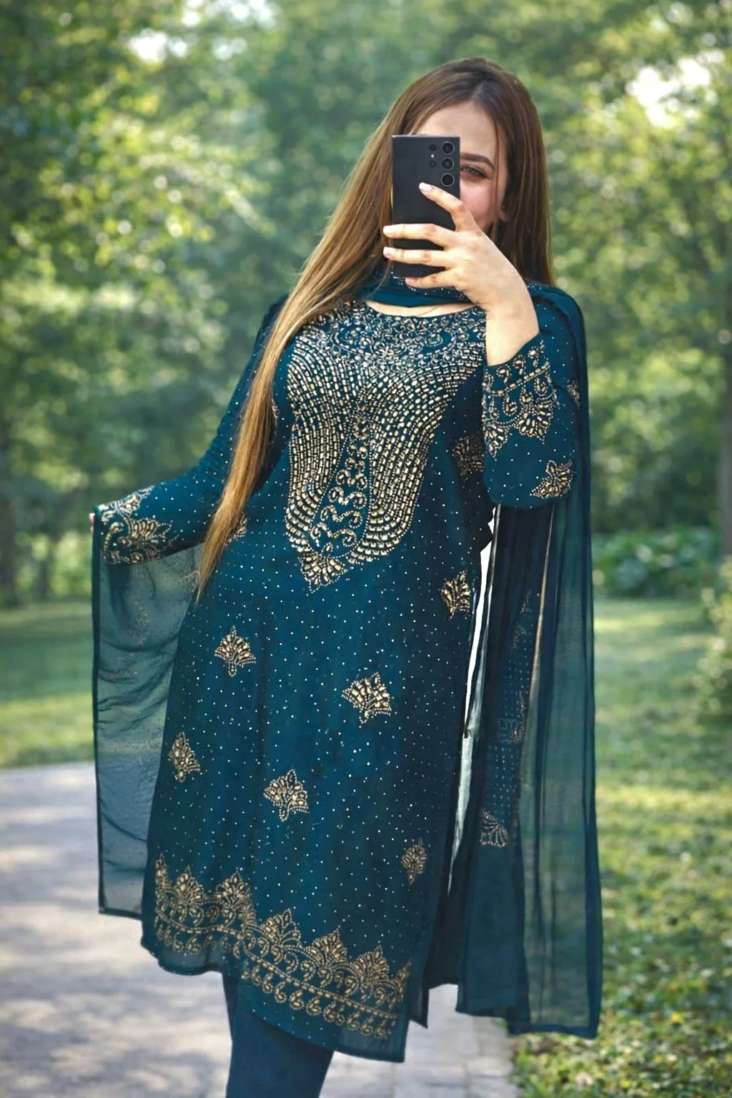 Stone Work Three Piece-28084